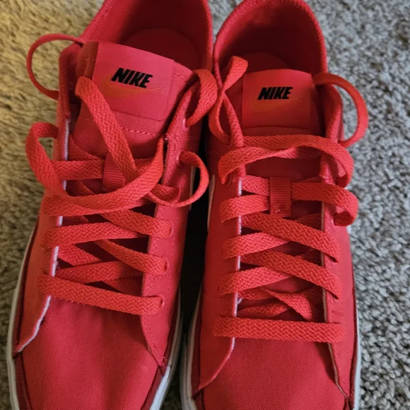 Nike Women's Bright Red and White Sneakers - Picture 2 of 6